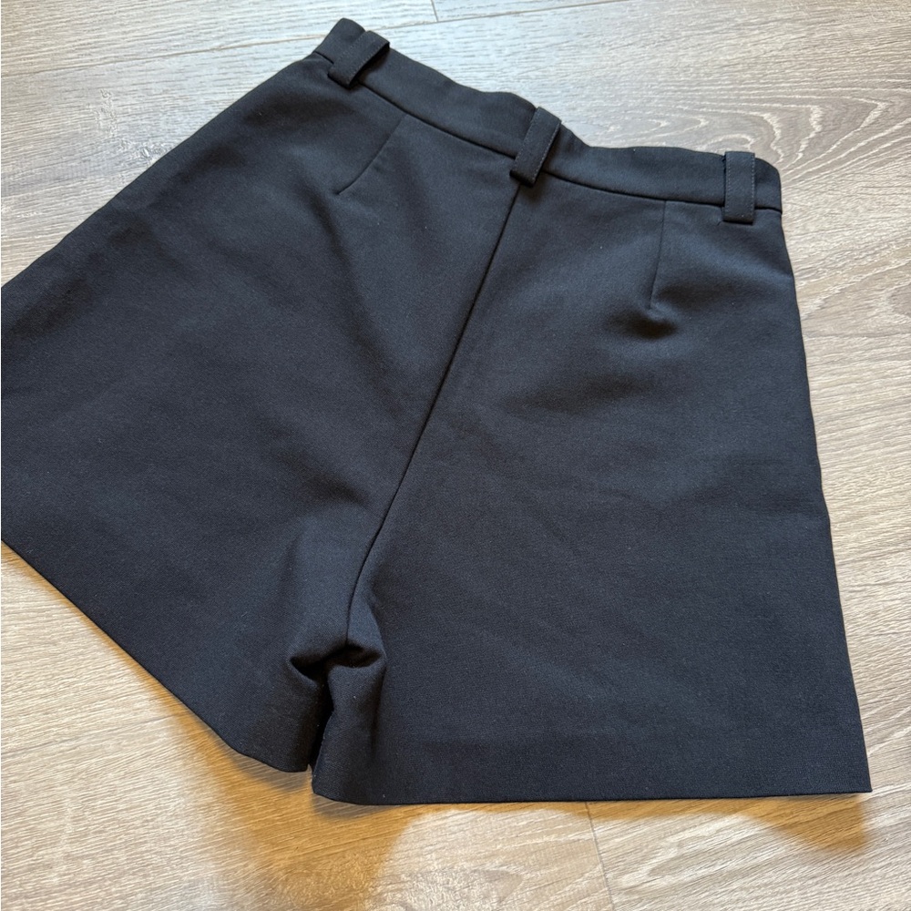 OSMOSE~High Waist Classic Black Women's Shorts~ Size M ( run small ) - Picture 3 of 10